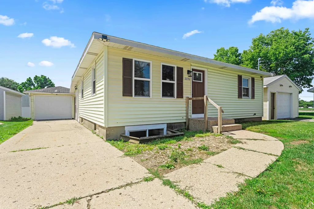 3276 Lombard Street SW Grandville City MI 49418