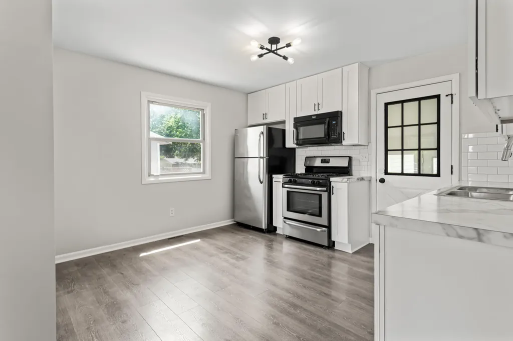 3276 Lombard Street SW Grandville City MI 49418