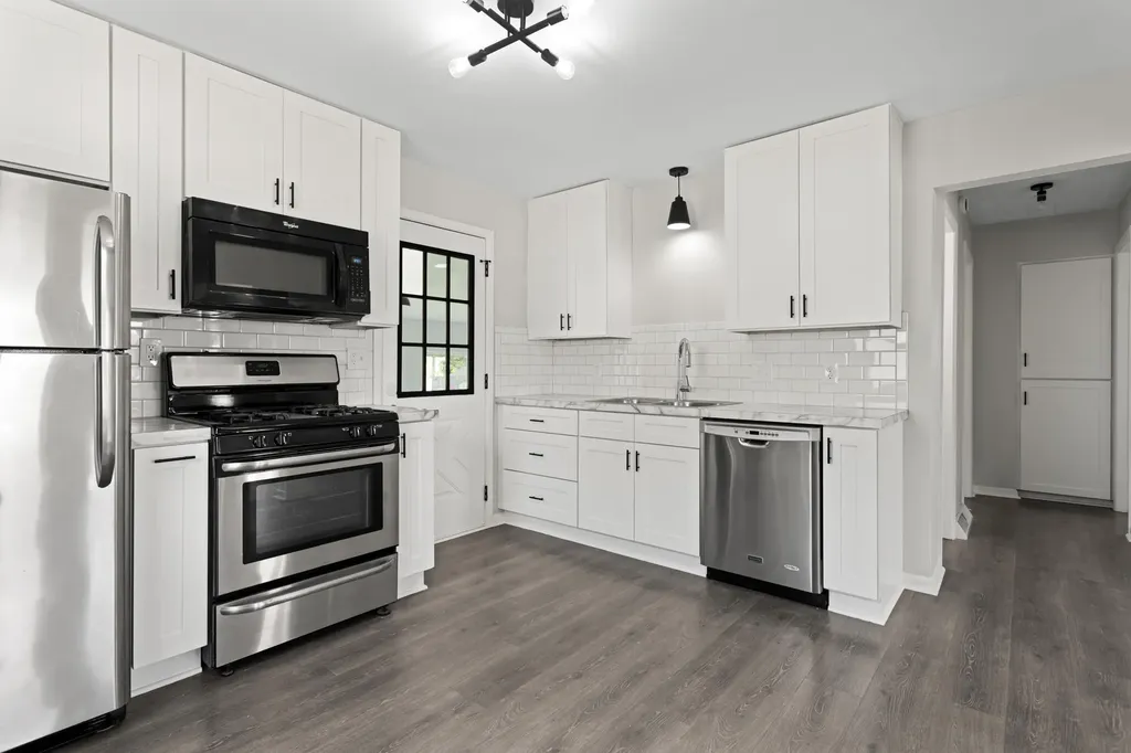 3276 Lombard Street SW Grandville City MI 49418