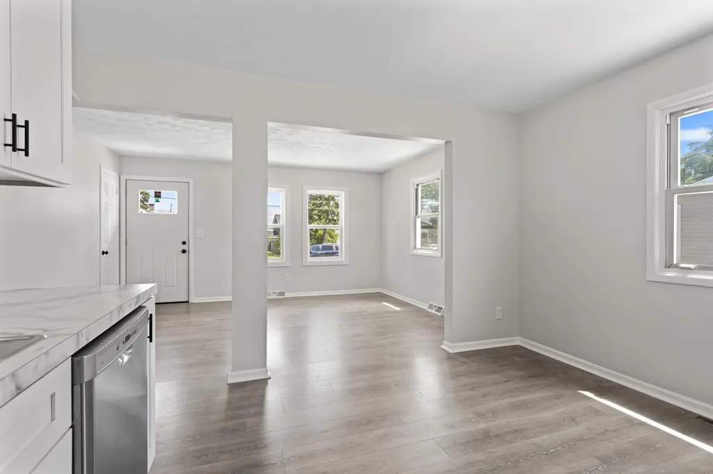 3276 Lombard Street SW Grandville City MI 49418