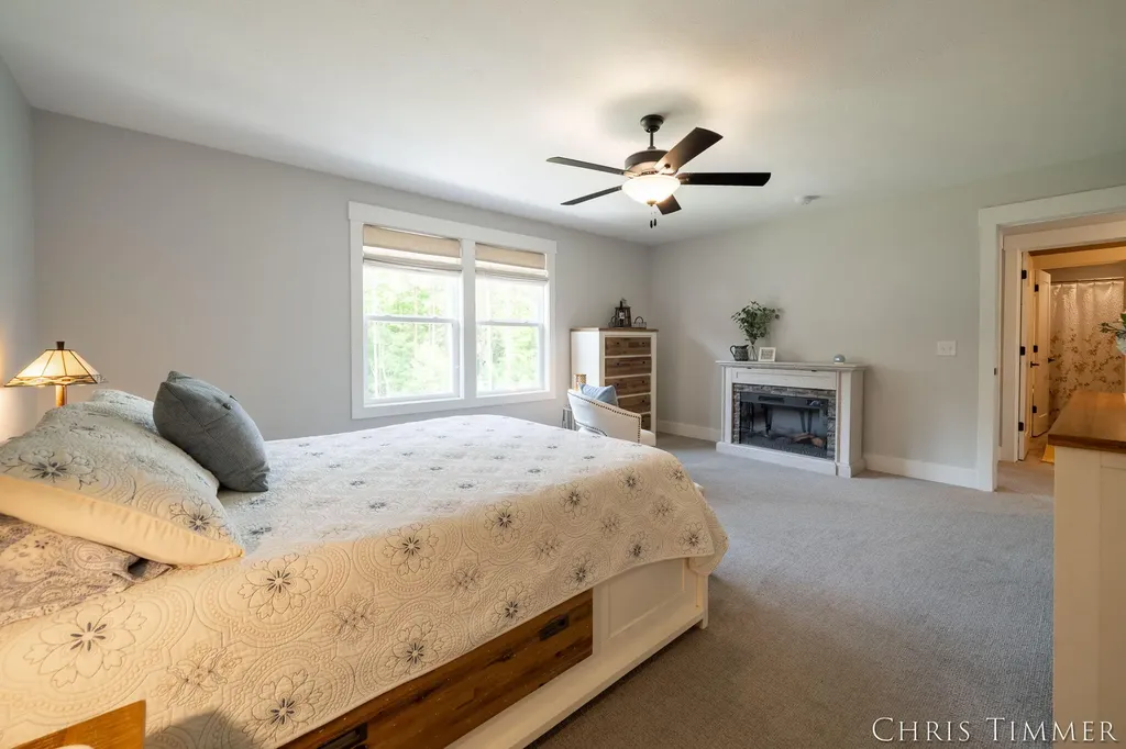 12717 Riverton Road Grand Haven Charter Township MI 49417