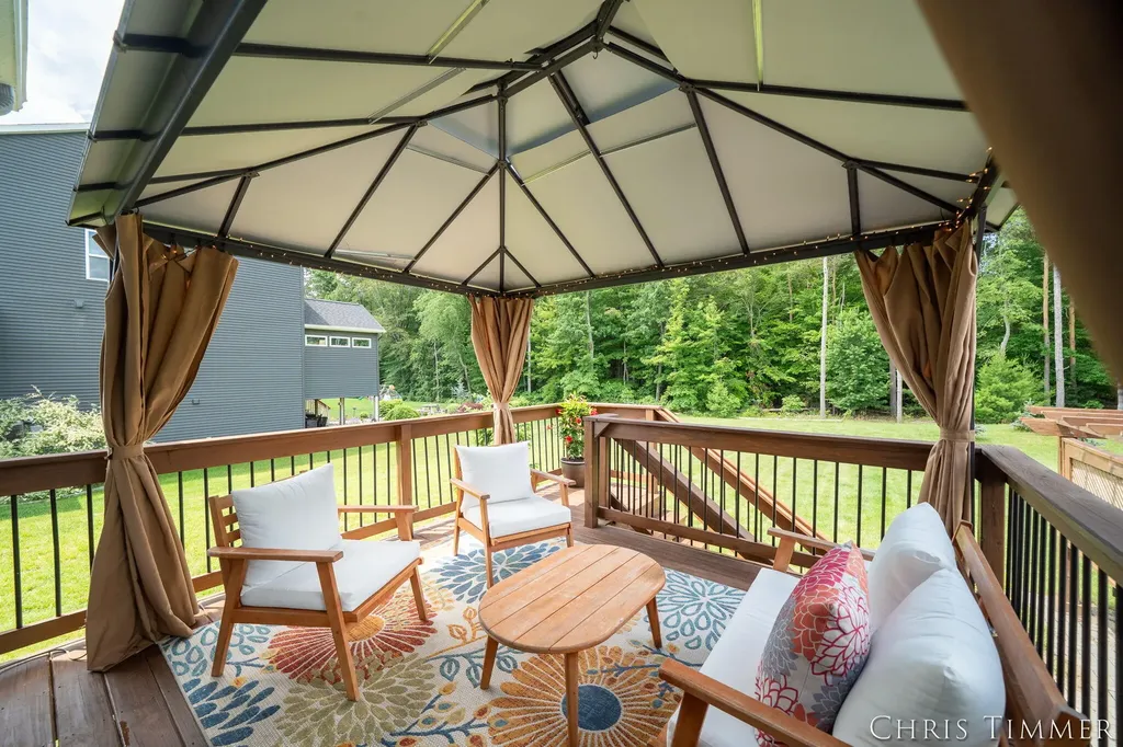 12717 Riverton Road Grand Haven Charter Township MI 49417