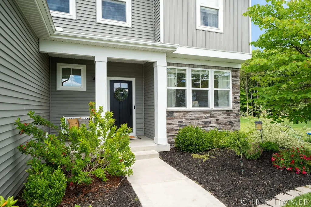 12717 Riverton Road Grand Haven Charter Township MI 49417