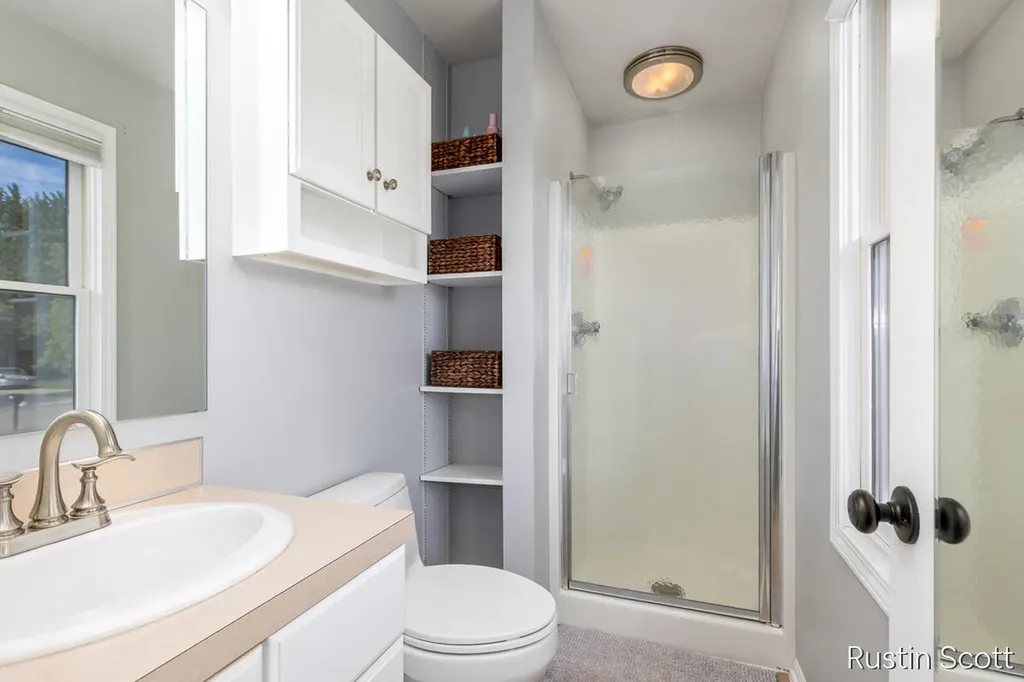 2680 Burgen Court NE Grand Rapids Charter Township MI 49525