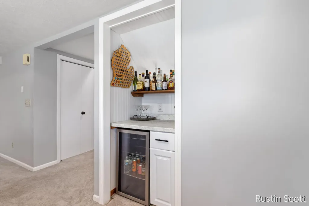 2680 Burgen Court NE Grand Rapids Charter Township MI 49525