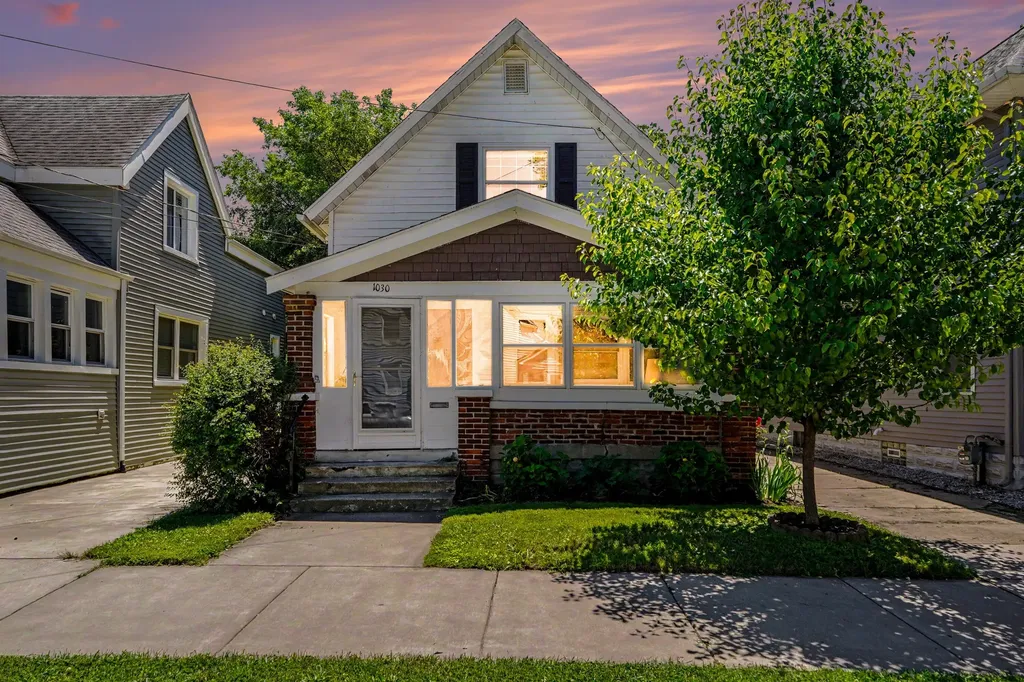 1030 Logan Street SE Grand Rapids City MI 49506