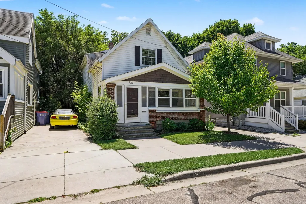 1030 Logan Street SE Grand Rapids City MI 49506