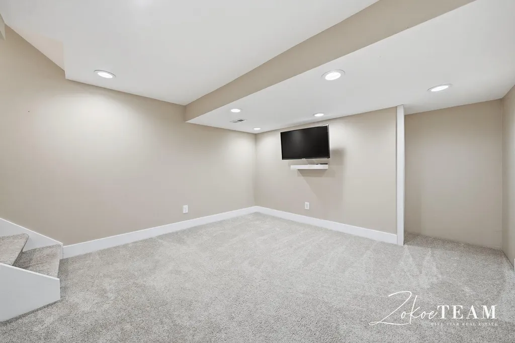 6540 Leonard Street Polkton Charter Township MI 49404