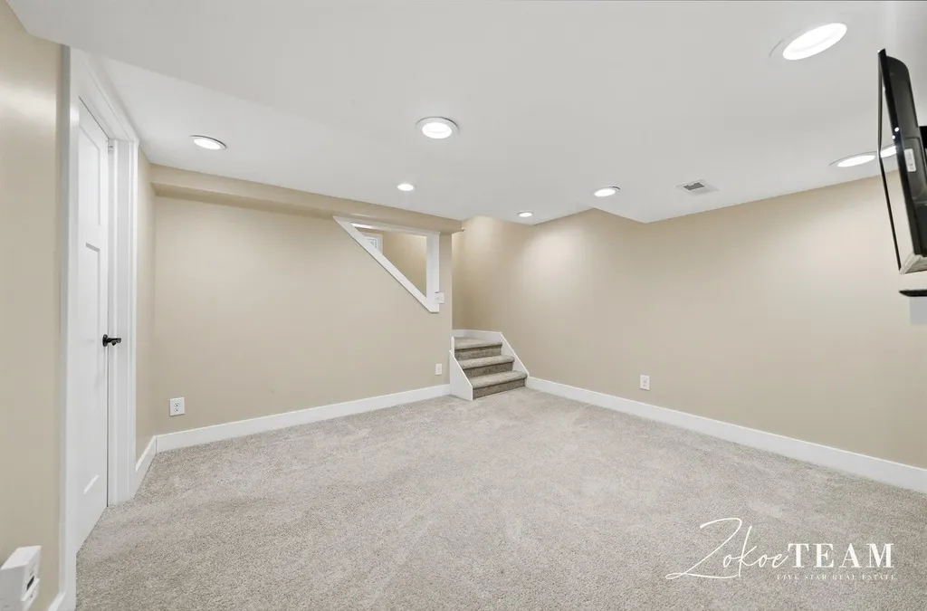 6540 Leonard Street Polkton Charter Township MI 49404