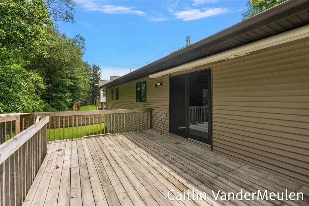 11484 Cameron Avenue Allendale Charter Township MI 49401