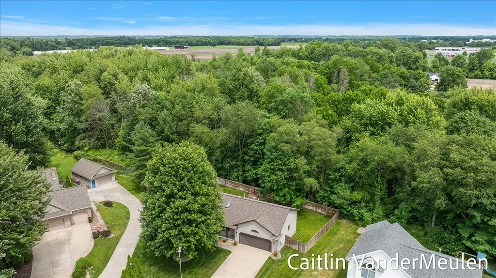 11484 Cameron Avenue Allendale Charter Township MI 49401