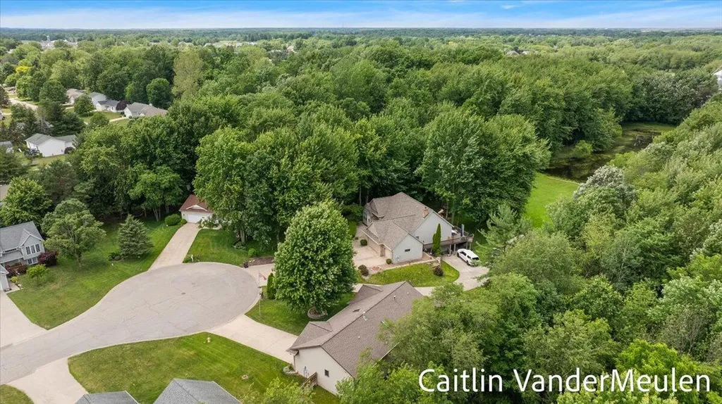 11484 Cameron Avenue Allendale Charter Township MI 49401