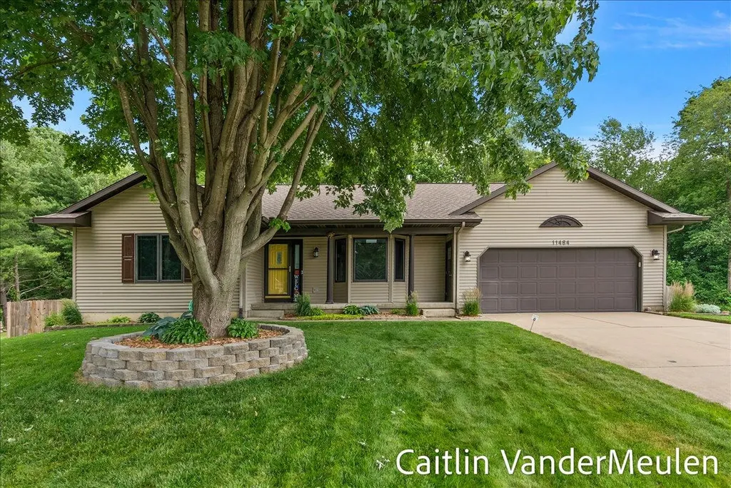 11484 Cameron Avenue Allendale Charter Township MI 49401