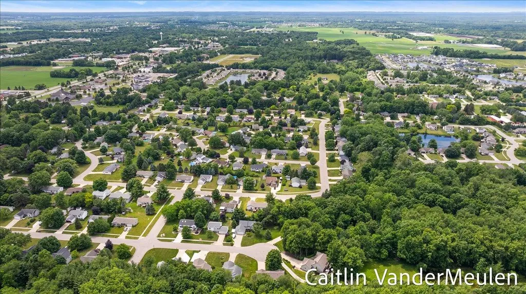 11484 Cameron Avenue Allendale Charter Township MI 49401