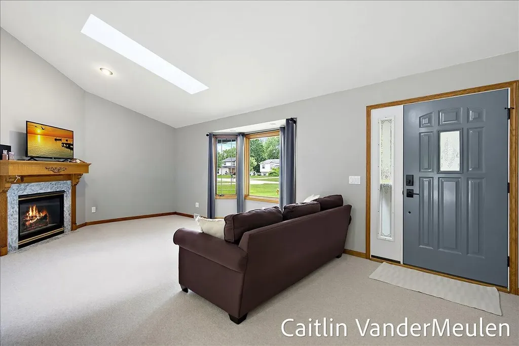 11484 Cameron Avenue Allendale Charter Township MI 49401
