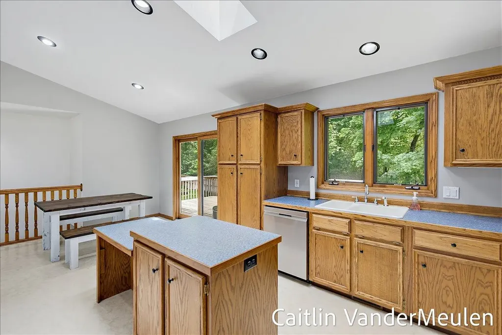 11484 Cameron Avenue Allendale Charter Township MI 49401