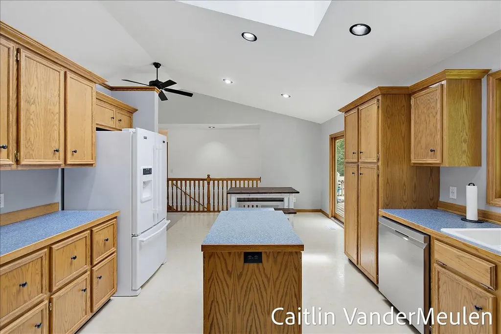 11484 Cameron Avenue Allendale Charter Township MI 49401