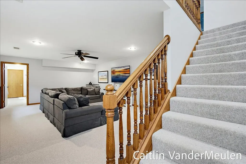 11484 Cameron Avenue Allendale Charter Township MI 49401