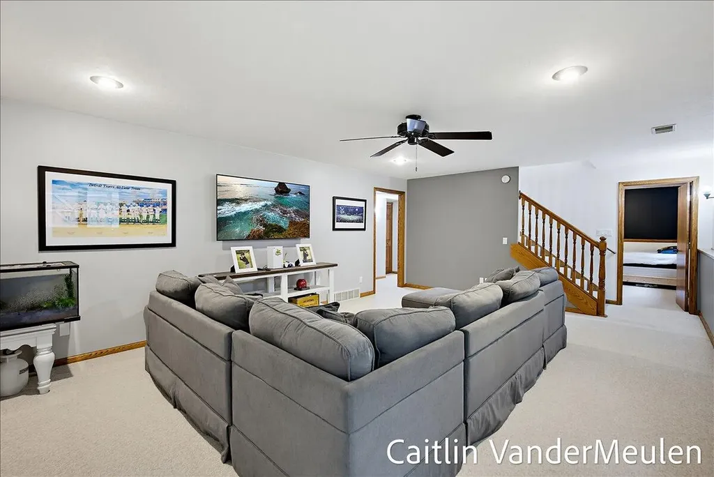 11484 Cameron Avenue Allendale Charter Township MI 49401