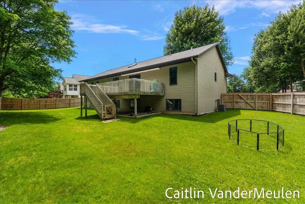 11484 Cameron Avenue Allendale Charter Township MI 49401