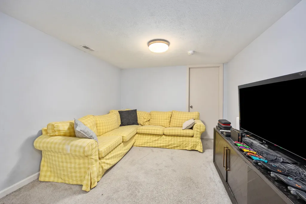1904 Griggs Street SE Grand Rapids City MI 49506
