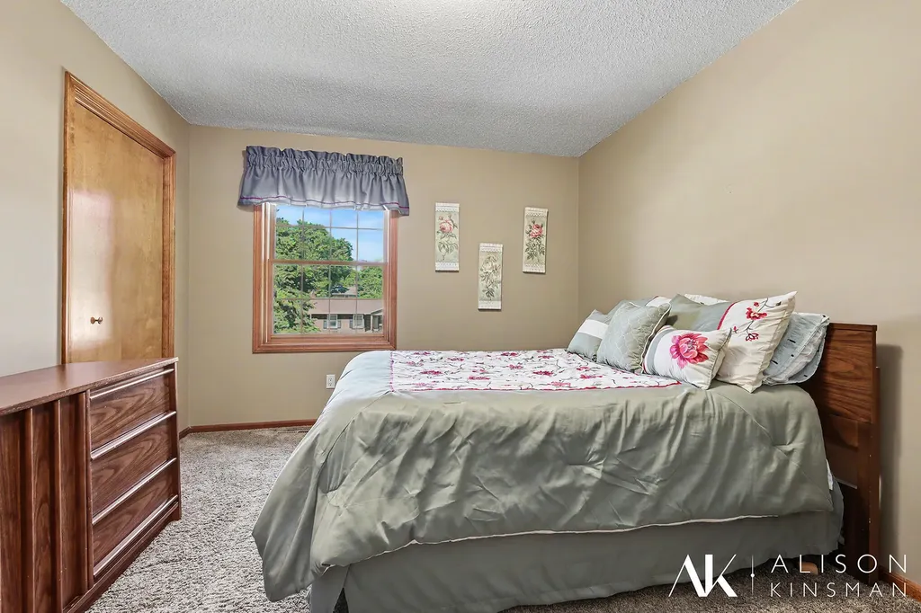 3714 Oskalossa Drive SW Grandville City MI 49418