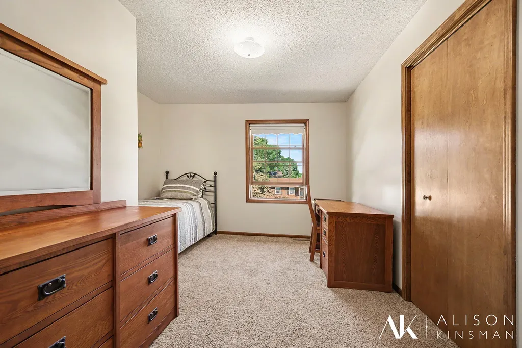 3714 Oskalossa Drive SW Grandville City MI 49418