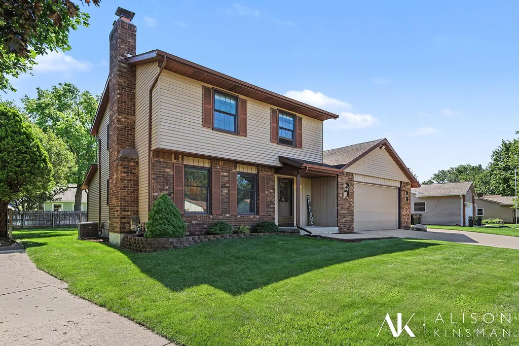 3714 Oskalossa Drive SW Grandville City MI 49418