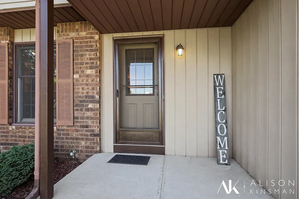 3714 Oskalossa Drive SW Grandville City MI 49418