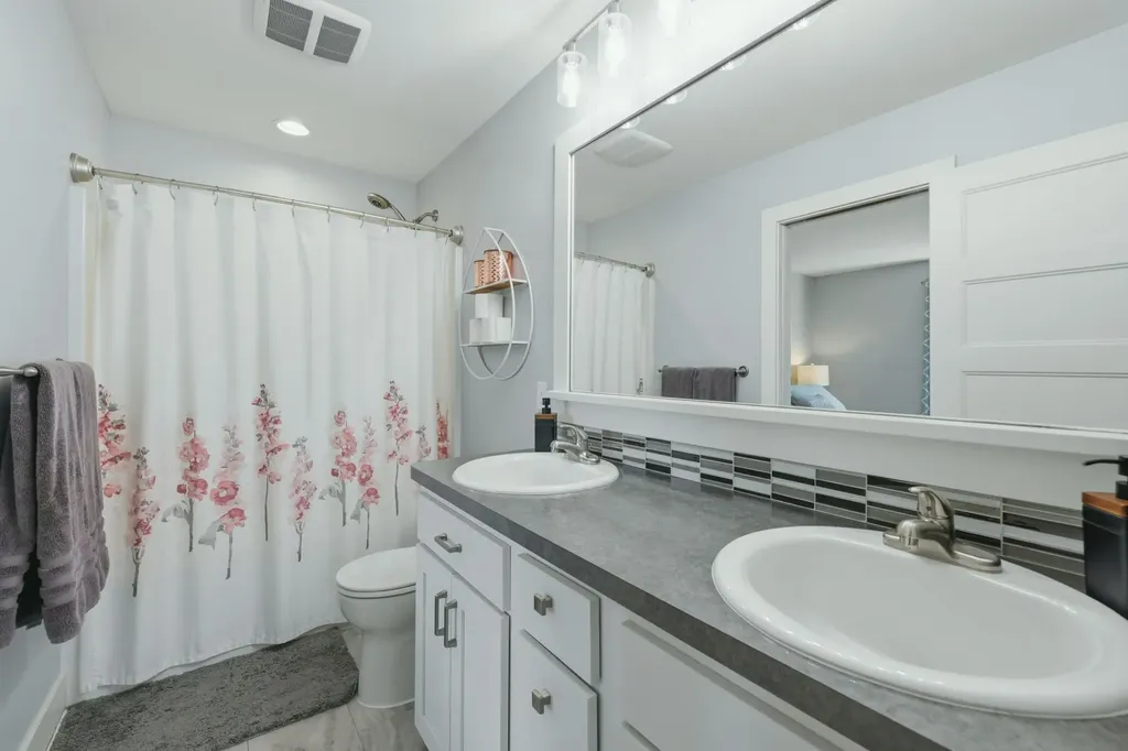 10536 Rockfield Road Allendale Charter Township MI 49401