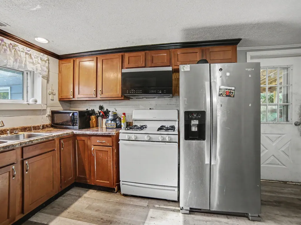 62 S Stewart Street Egelston Township MI 49442