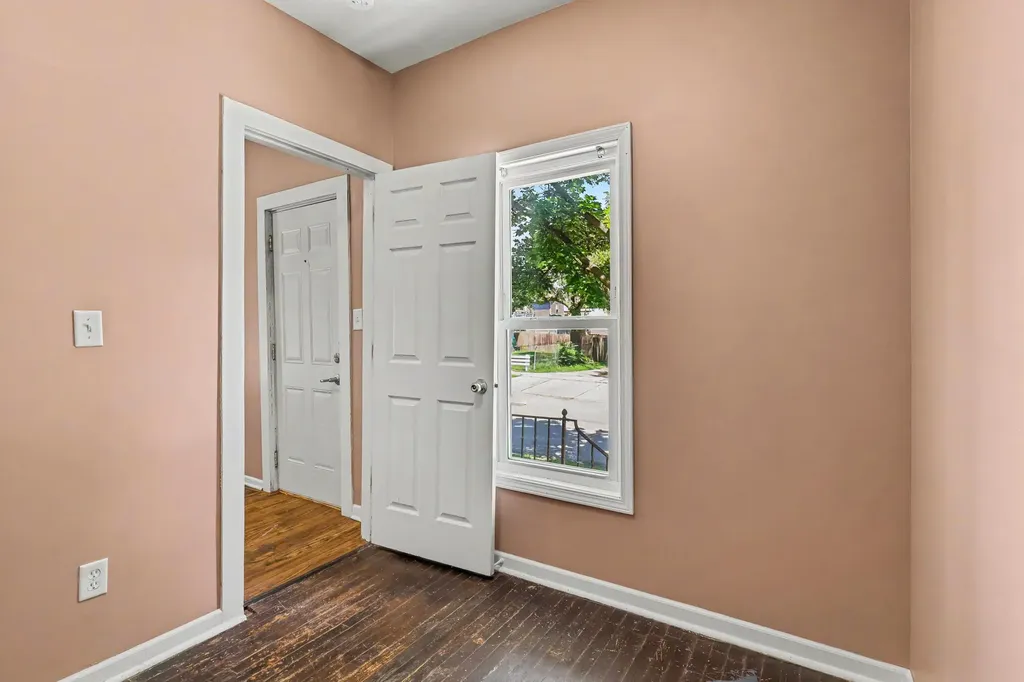 740 12th Street NW Grand Rapids City MI 49504