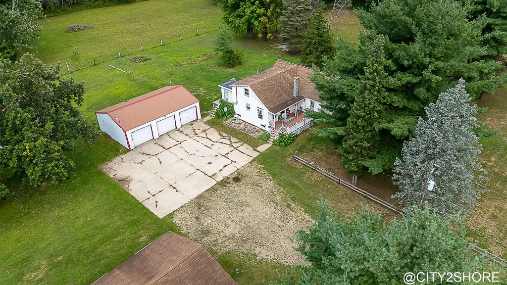 9905 52nd Avenue Allendale Charter Township MI 49401