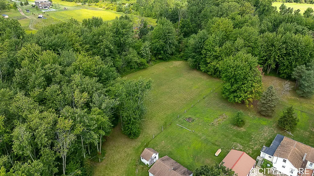 9905 52nd Avenue Allendale Charter Township MI 49401