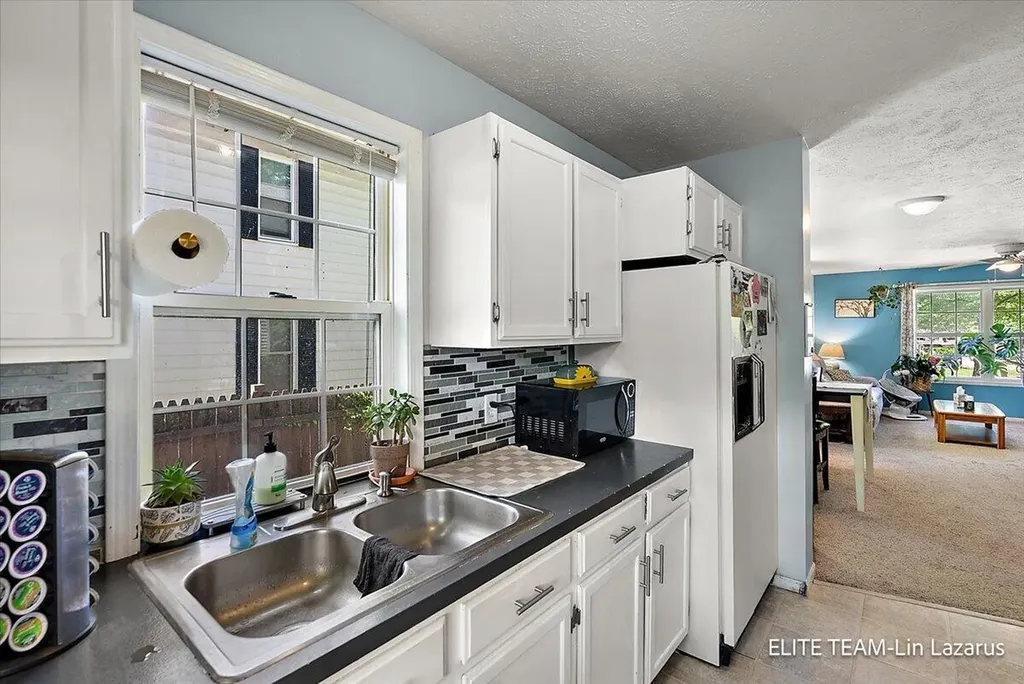 736 Cass Avenue SE Grand Rapids City MI 49503
