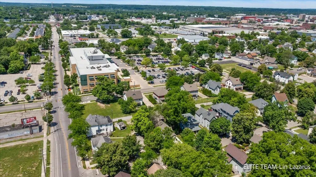 736 Cass Avenue SE Grand Rapids City MI 49503