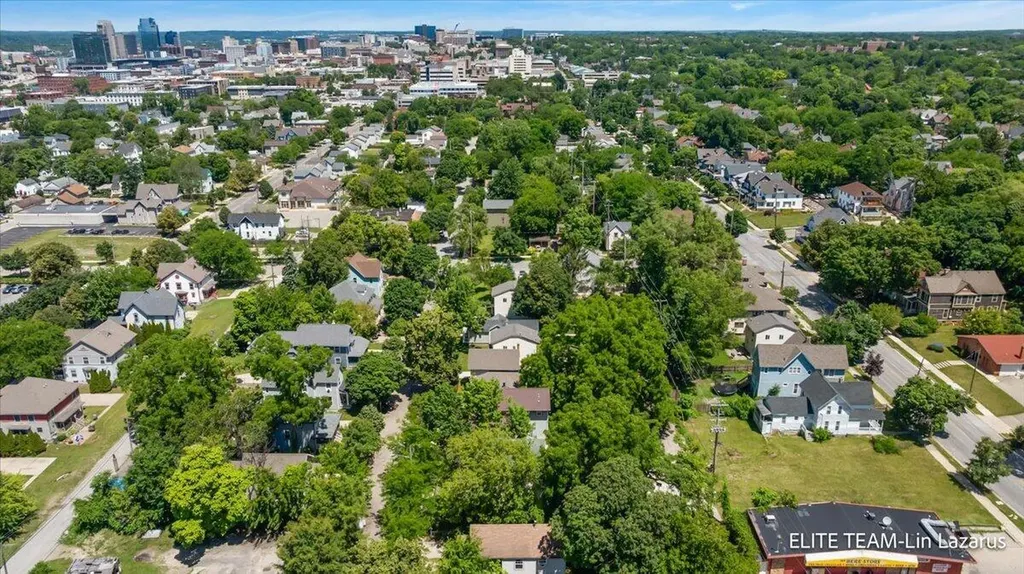 736 Cass Avenue SE Grand Rapids City MI 49503