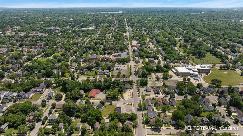 736 Cass Avenue SE Grand Rapids City MI 49503