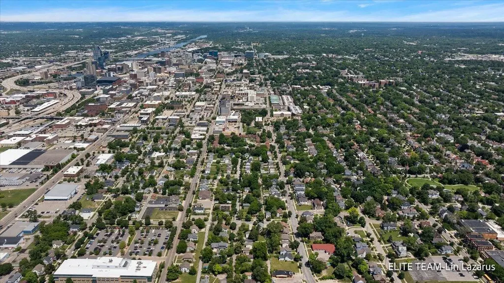 736 Cass Avenue SE Grand Rapids City MI 49503