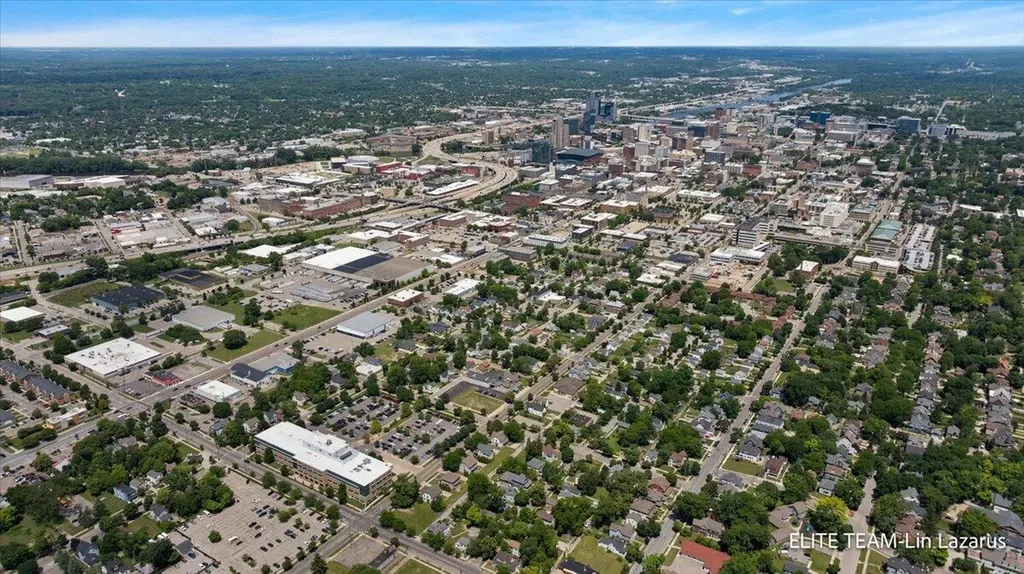 736 Cass Avenue SE Grand Rapids City MI 49503