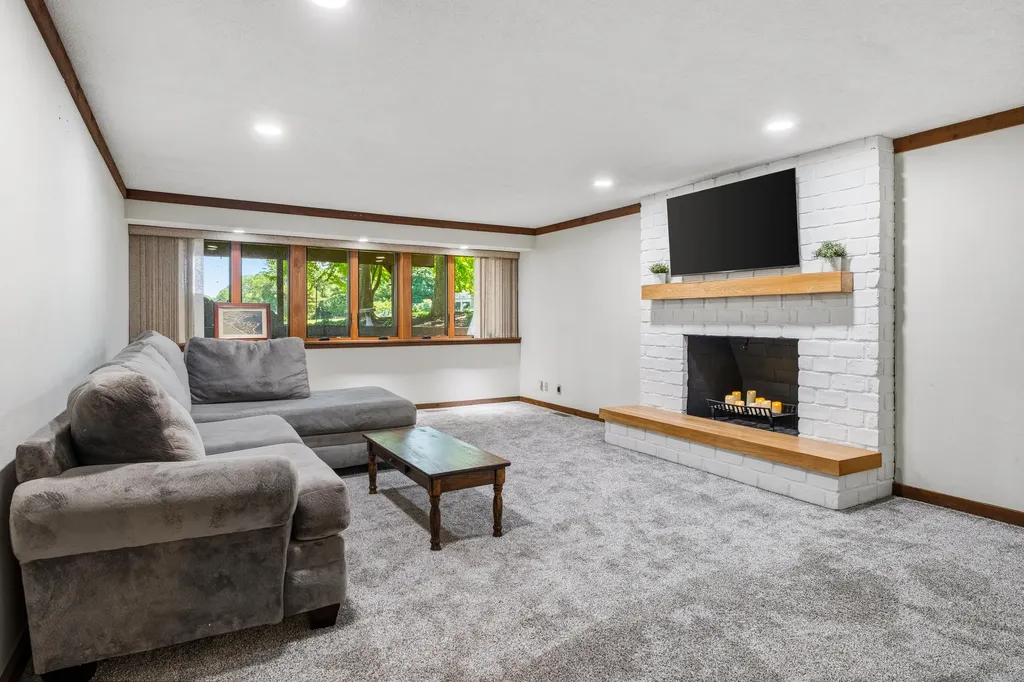 6900 Vista Grande Drive NE Cannon Township MI 49341
