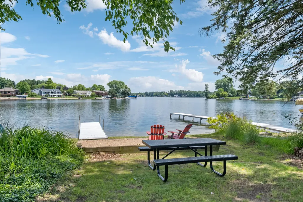6900 Vista Grande Drive NE Cannon Township MI 49341