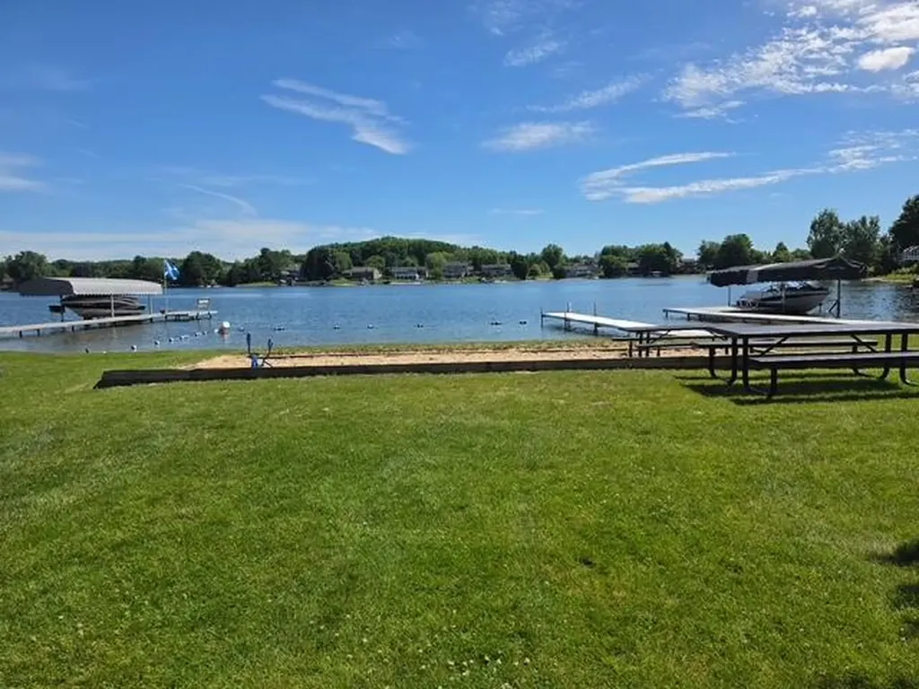 6900 Vista Grande Drive NE Cannon Township MI 49341