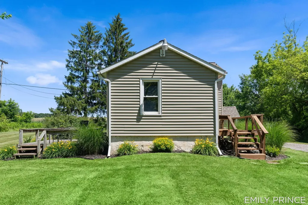 1476 142nd Avenue Dorr Township MI 49323