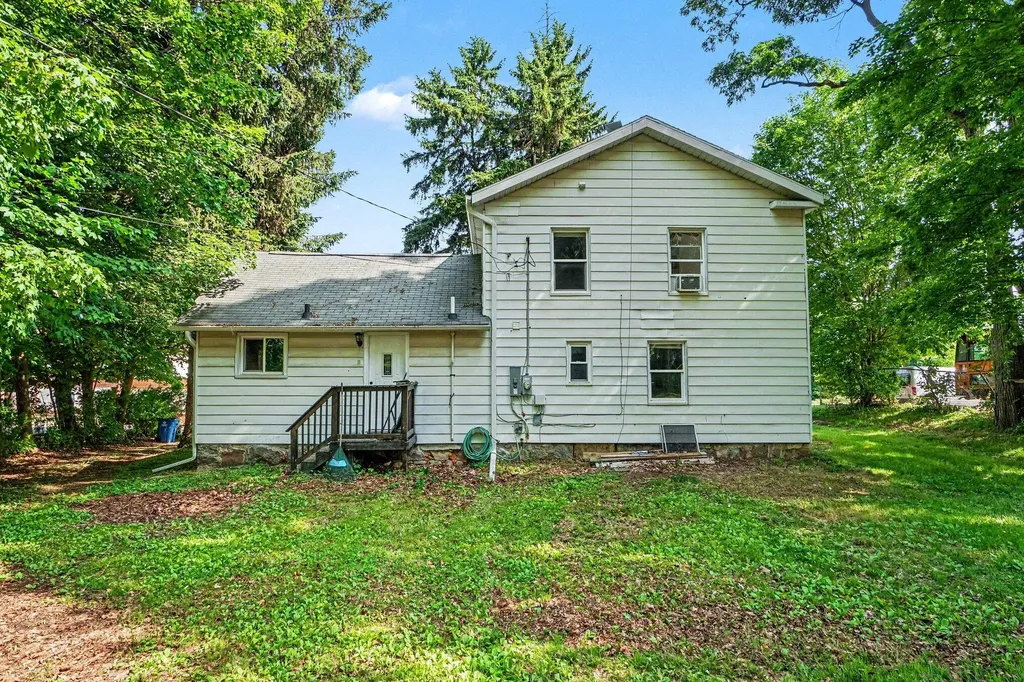 338 College Street Olivet City MI 49076