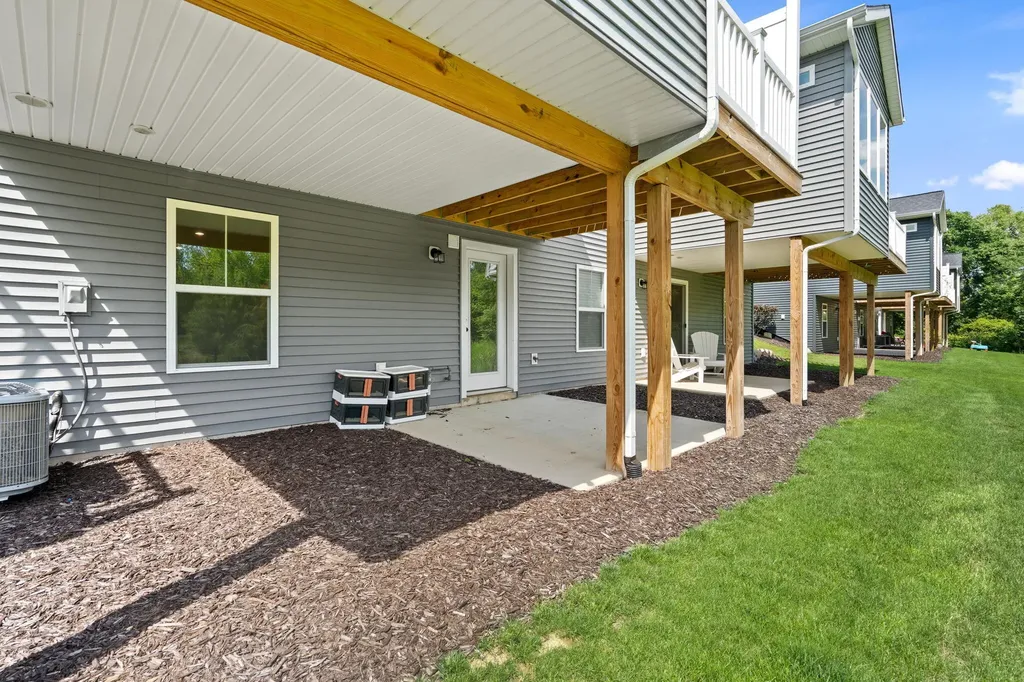 1182 Freshfield Drive Gaines Charter Township MI 49315