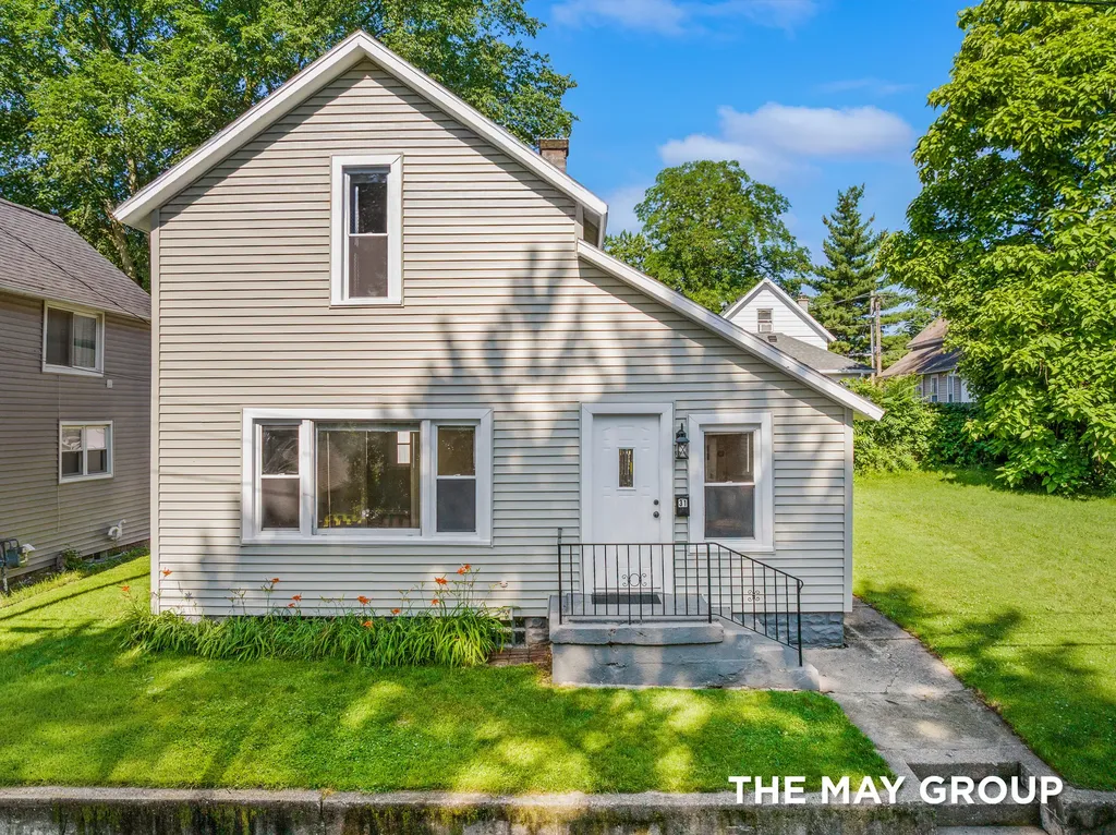 31 Mack Avenue NE Grand Rapids City MI 49503