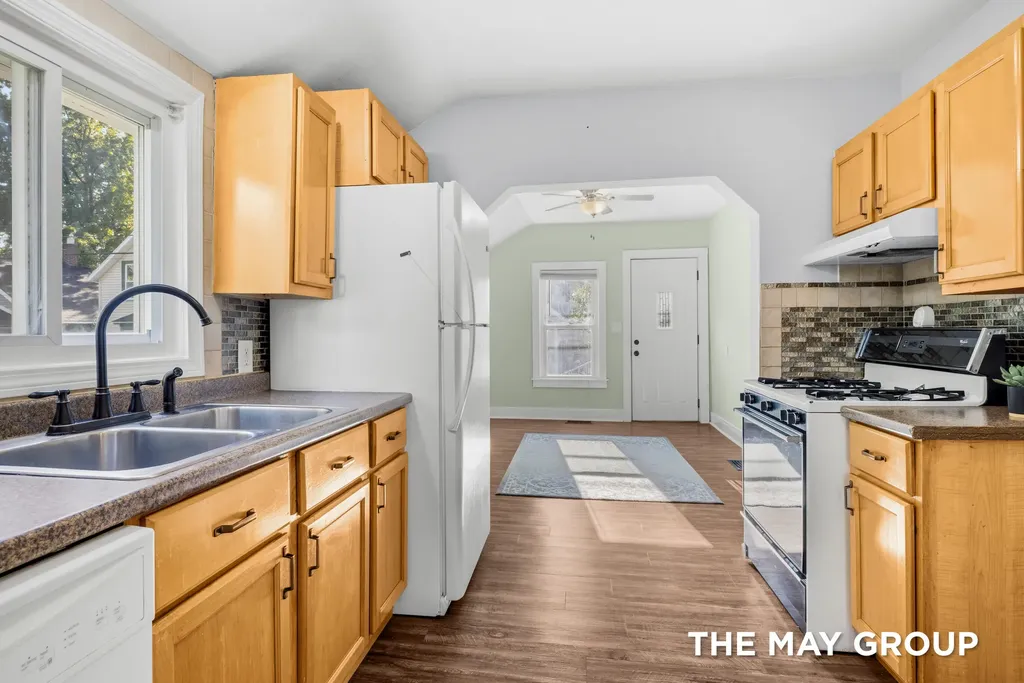 31 Mack Avenue NE Grand Rapids City MI 49503