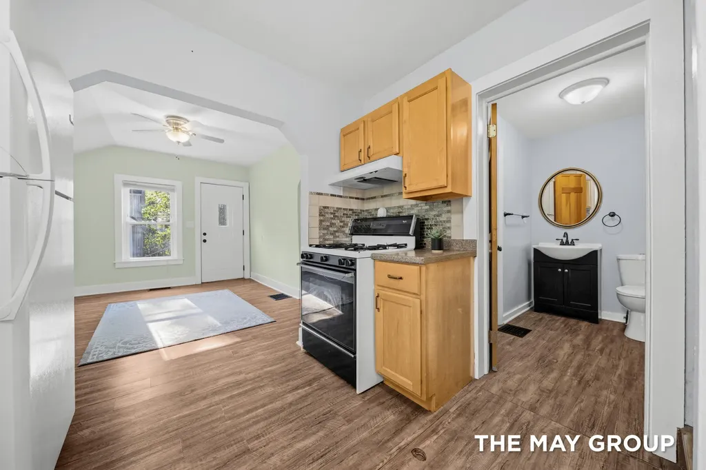 31 Mack Avenue NE Grand Rapids City MI 49503