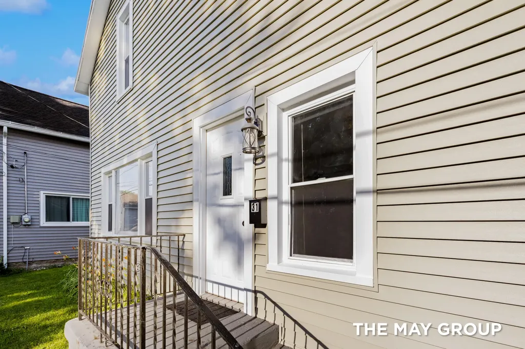 31 Mack Avenue NE Grand Rapids City MI 49503